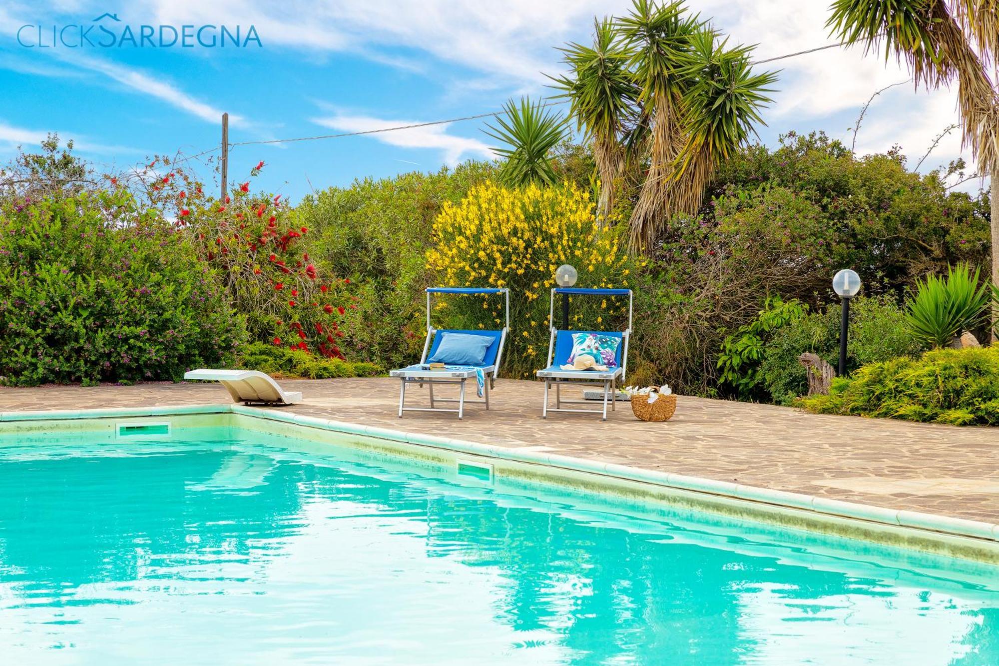 Villa Melograno With Exclusive Swimming Pool Surrounded By Greenery Campanedda Exterior foto