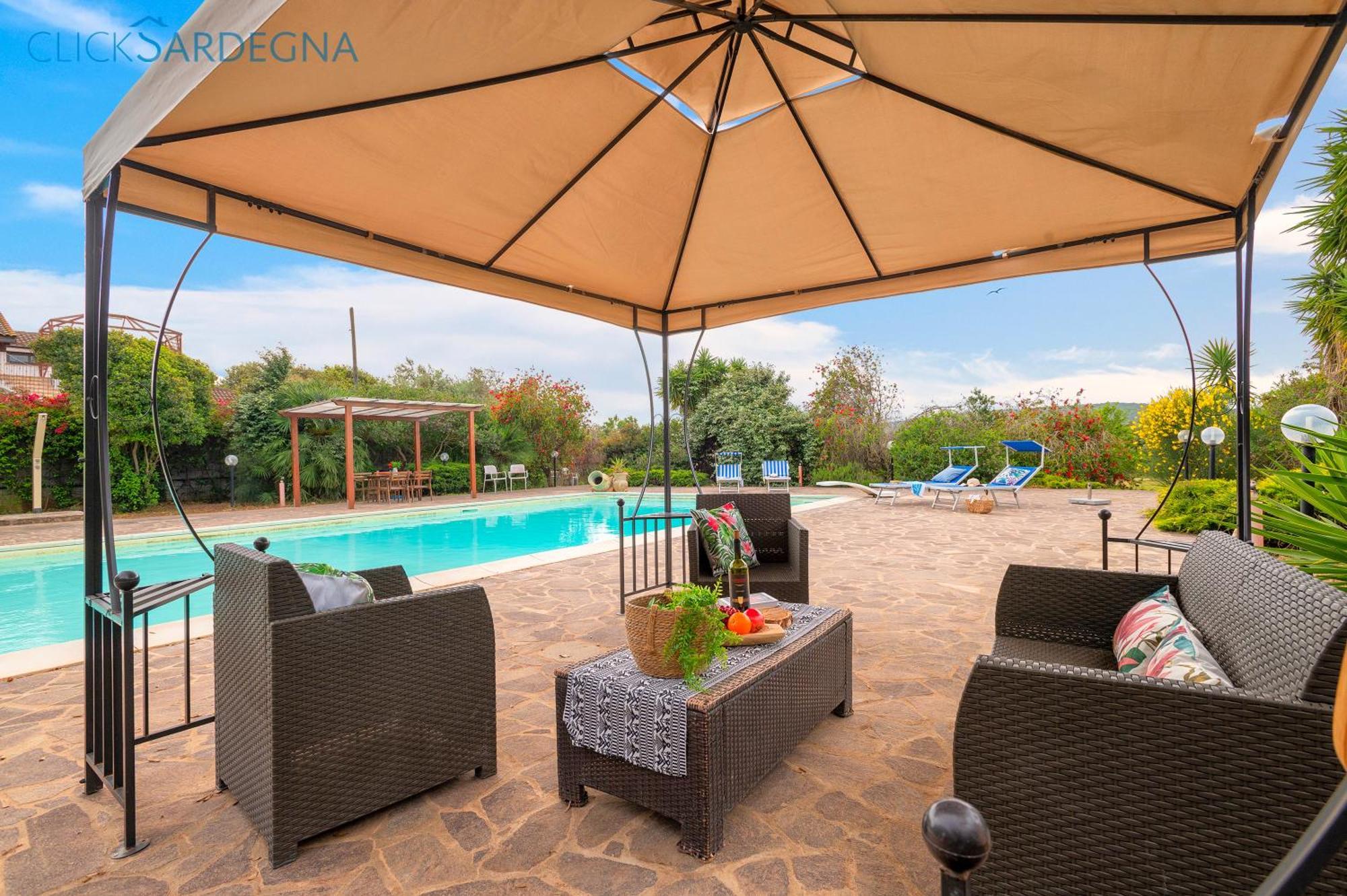 Villa Melograno With Exclusive Swimming Pool Surrounded By Greenery Campanedda Exterior foto